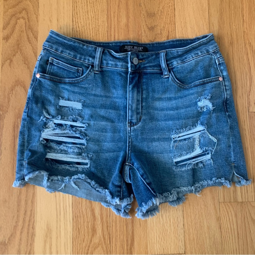 Judy Blue Denim Blue Destroyed Shorts Size XL